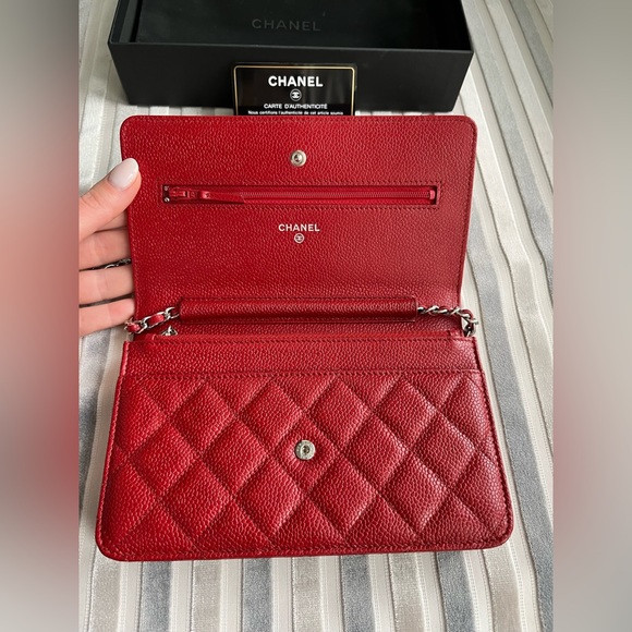 CHANEL Caviar Classic Wallet on Chain WOC Red - Picture 3 of 5